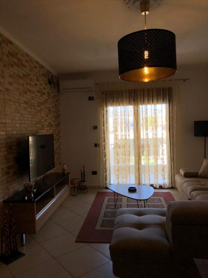 Sunset Apartments Lungomare Vlorë エクステリア 写真