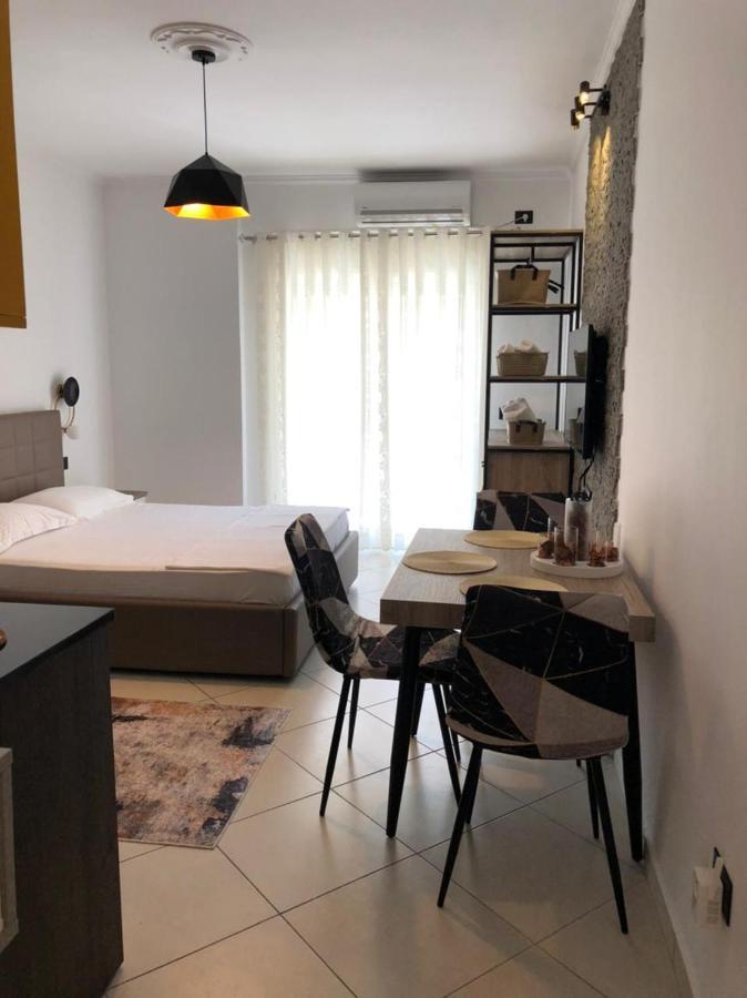 Sunset Apartments Lungomare Vlorë エクステリア 写真