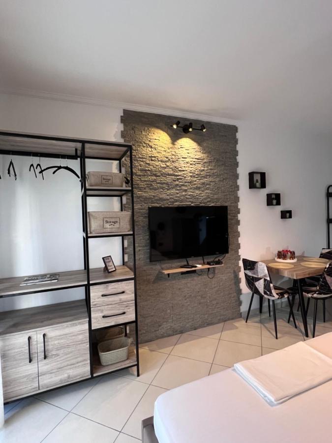 Sunset Apartments Lungomare Vlorë エクステリア 写真