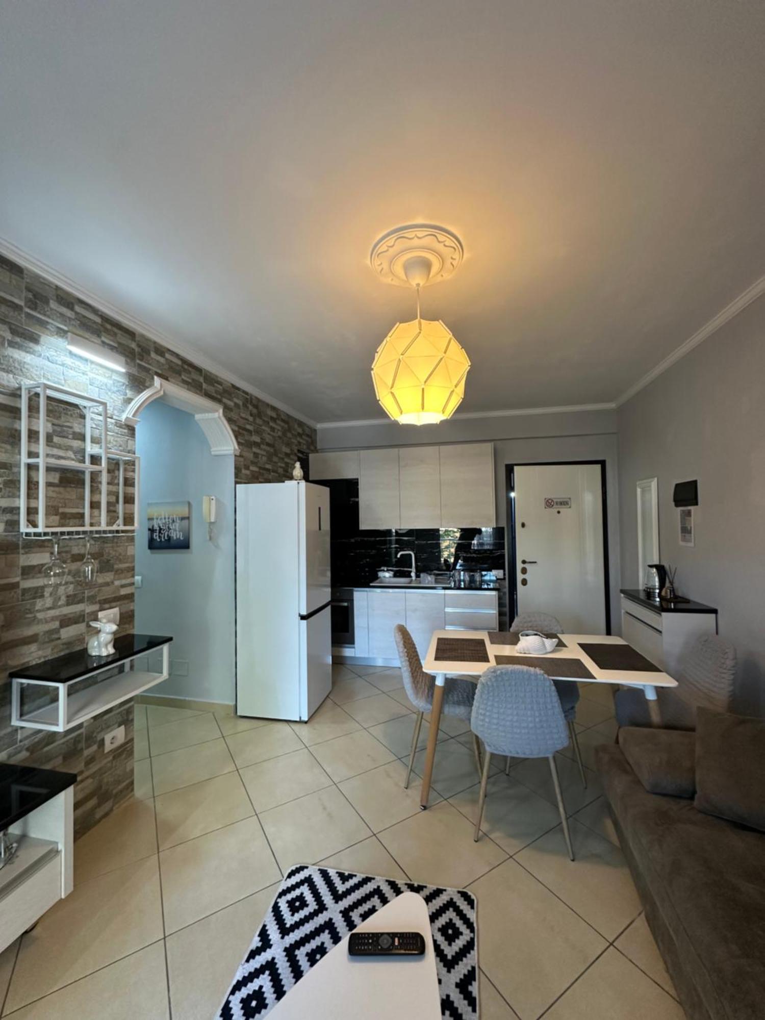 Sunset Apartments Lungomare Vlorë エクステリア 写真