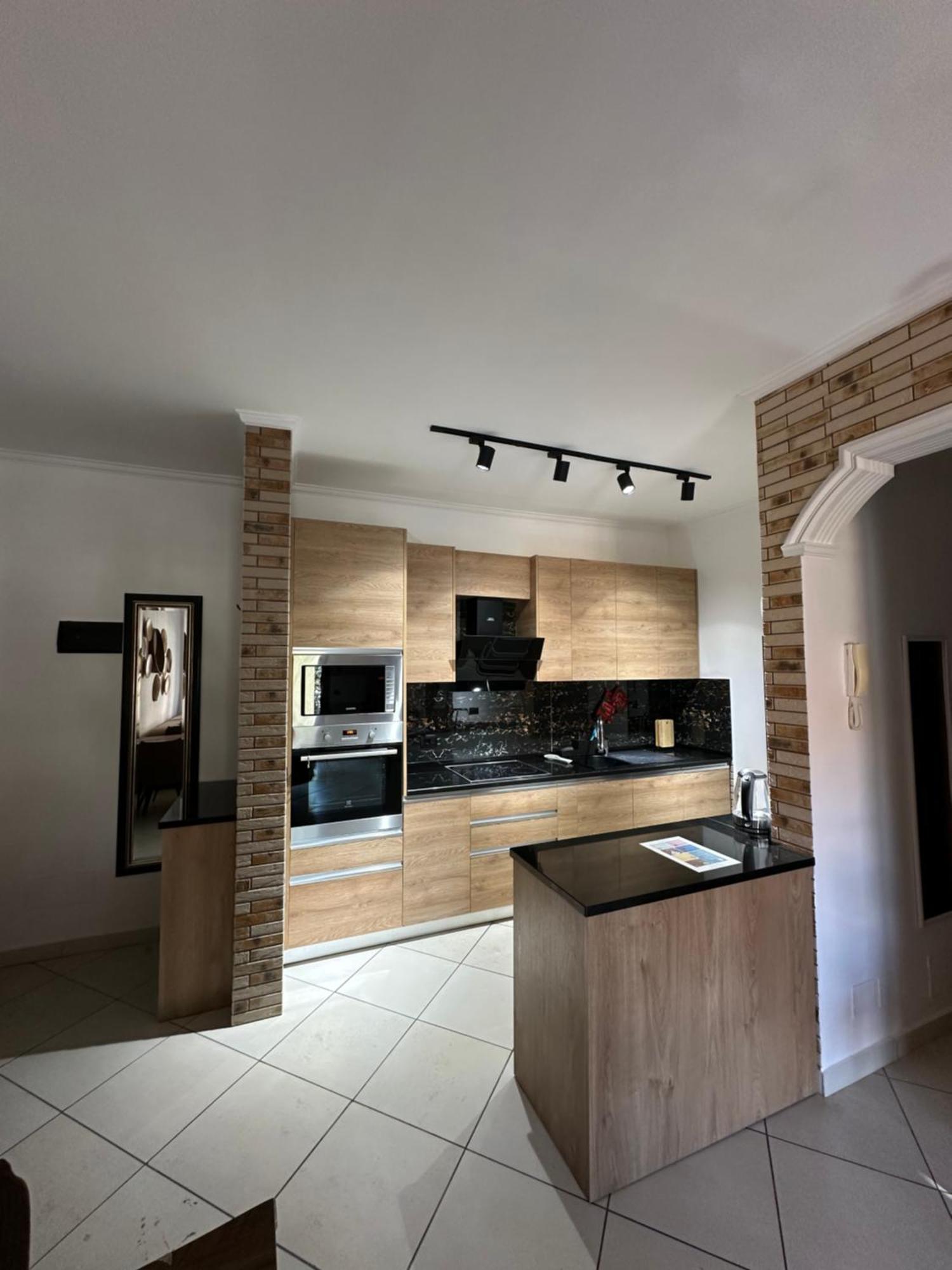 Sunset Apartments Lungomare Vlorë エクステリア 写真